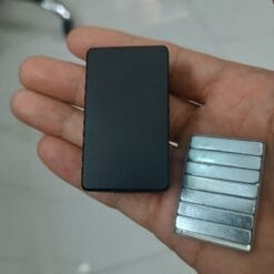 Thiết bị định vị GPS không dây X8 chống nước – Có nghe gọi cực tiện lợi