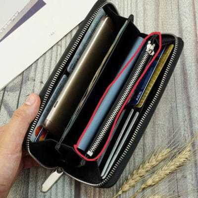 Camera ngụy trang ví da cầm tay nam tính z6015837681189 4eb78402f840a19c6d171aa1df72e720